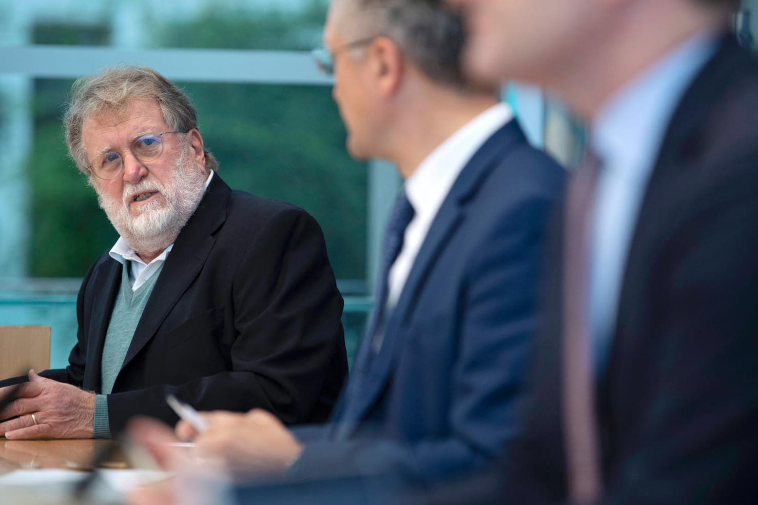 Stiko-Chef Thomas Mertens (von links) auf einer Pressekonferenz mit RKI-Chef Lothar Wieler und Gesundheitsminister Jens Spahn: Politiker warfen dem Gremium schon häufiger vor, es sei zu gemächlich.