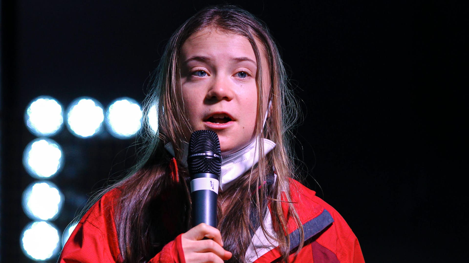 Greta Thunberg bei dem Protest in Glasgow: Die Klimaaktivistin kritisierte die Tatenlosigkeit im Kampf gegen die Klimakrise.