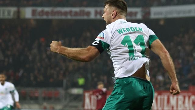Niclas Füllkrug jubelt nach seinem Treffer für die Bremer.