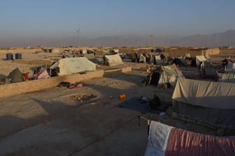 Flüchtlingslager in Masar-i-Scharif: In dem Ort wurden vier Frauen getötet. (Symbolfoto)
