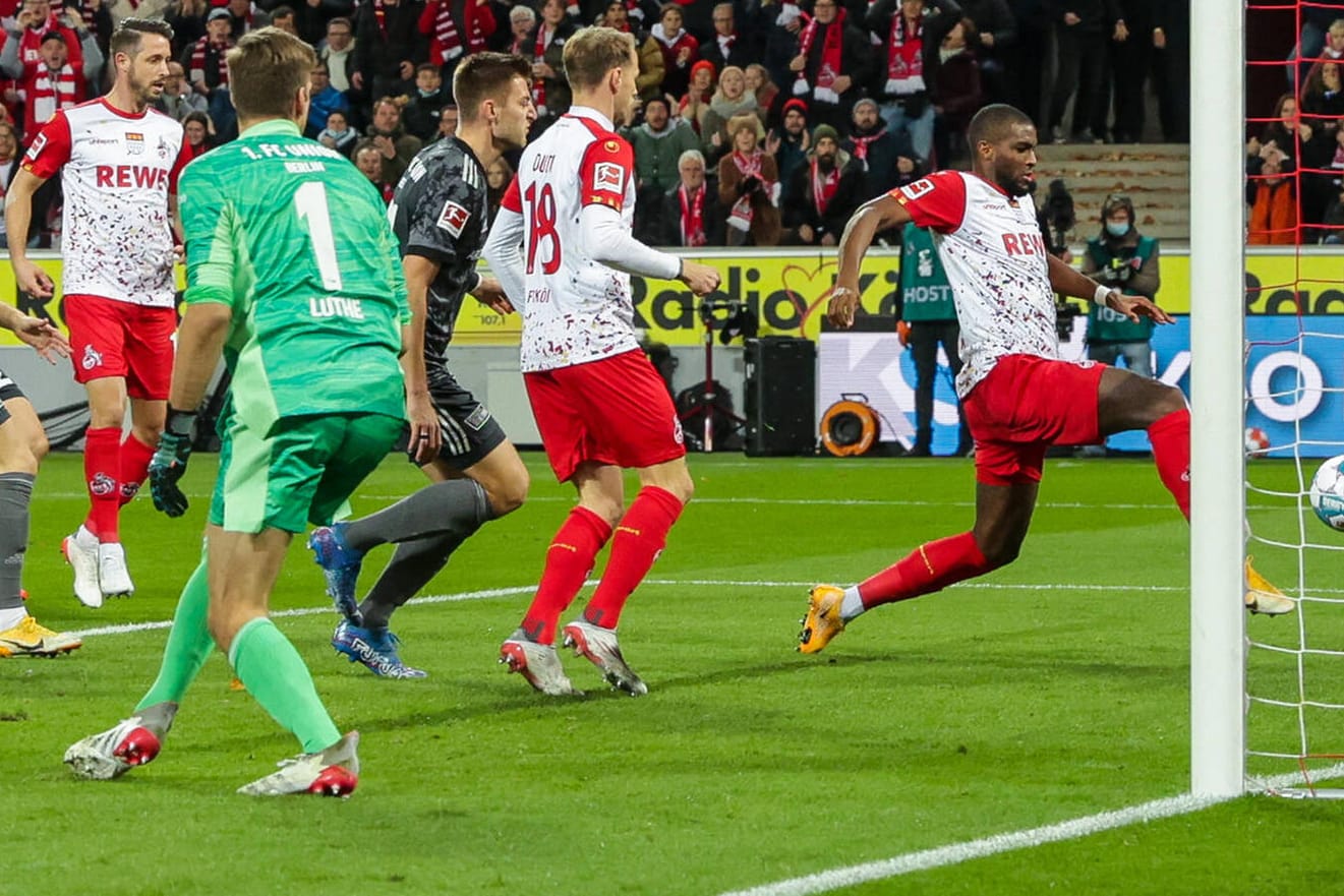 Kölns Modeste (r.) erzielt das Führungstor gegen Union Berlin.