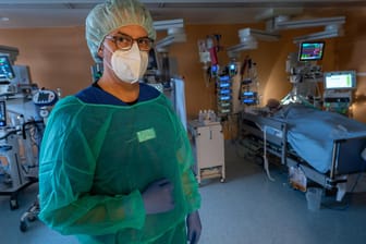 Behandlung von Corona-Patienten: Lorenz Nowak ist Chefarzt einer Klinik im bayerischen Gauting.