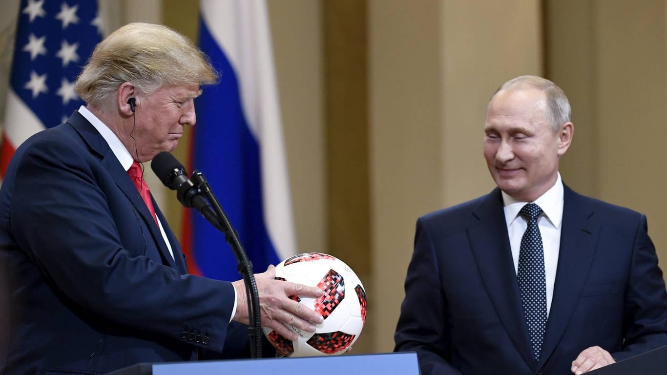 Donald Trump und Wladimir Putin: 2018 trafen die beiden Staatsoberhäupter in Helsinki aufeinander.