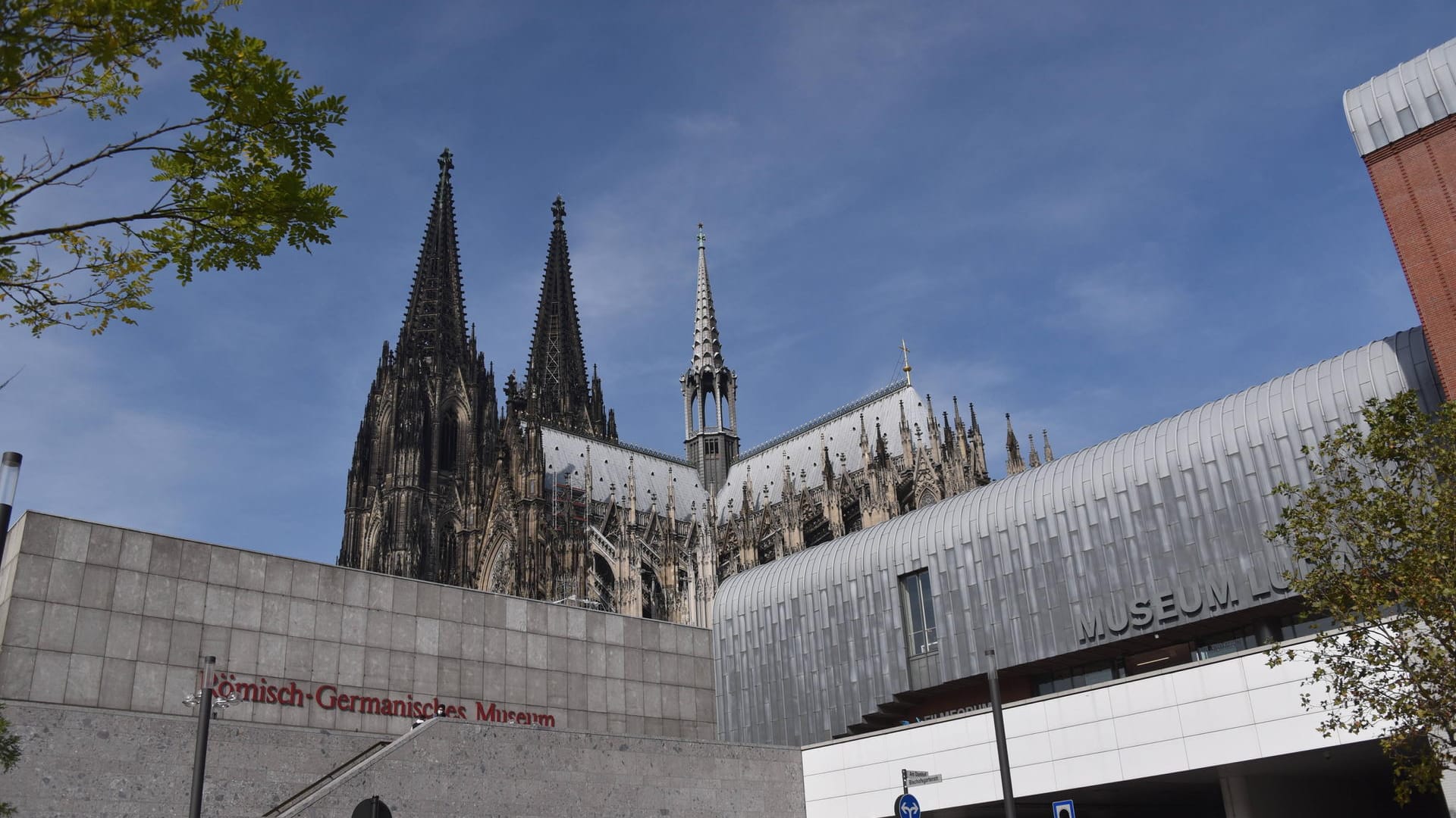 Das Kölner Stadtmuseum soll unmittelbar neben dem Römisch-Germanischen Museum angesiedelt werden. Das Kölner Stadtmuseum soll unmittelbar neben dem Römisch-Germanischen Museum angesiedelt werden.