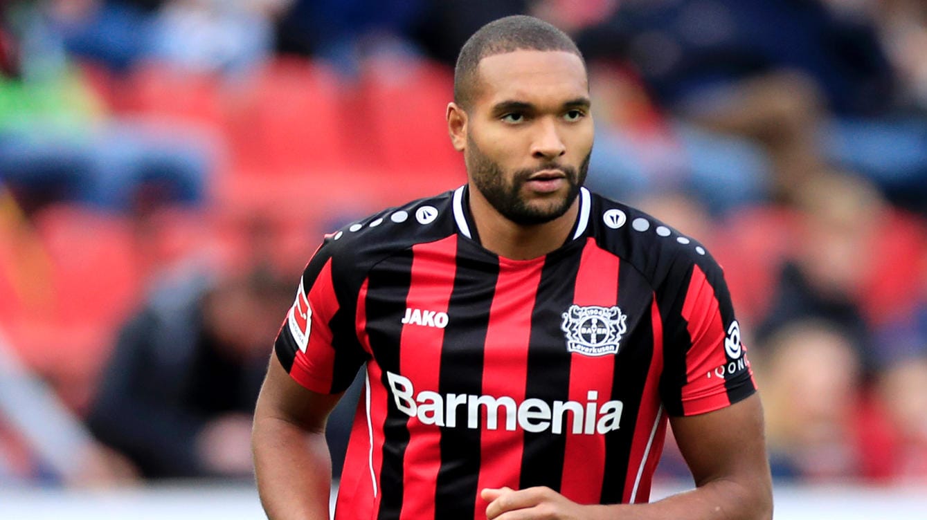 Jonathan Tah: Der Verteidiger spielt seit 2015 für Bayer Leverkusen. Jonathan Tah: Der Verteidiger spielt seit 2015 für Bayer Leverkusen.