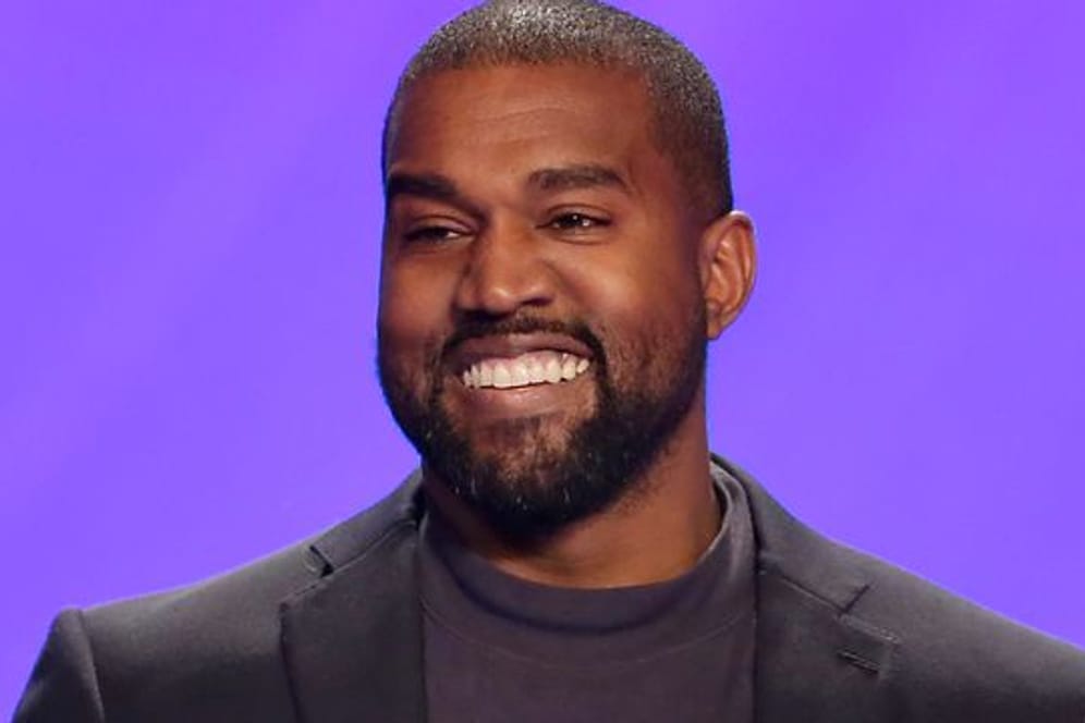 US-Rapper Kanye West will das Kriegsbeil begraben.