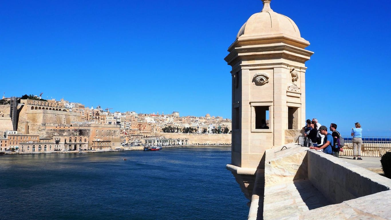 Malta: Ausguck der Ordensritter in Senglea über den Grand Harbour auf Valetta.