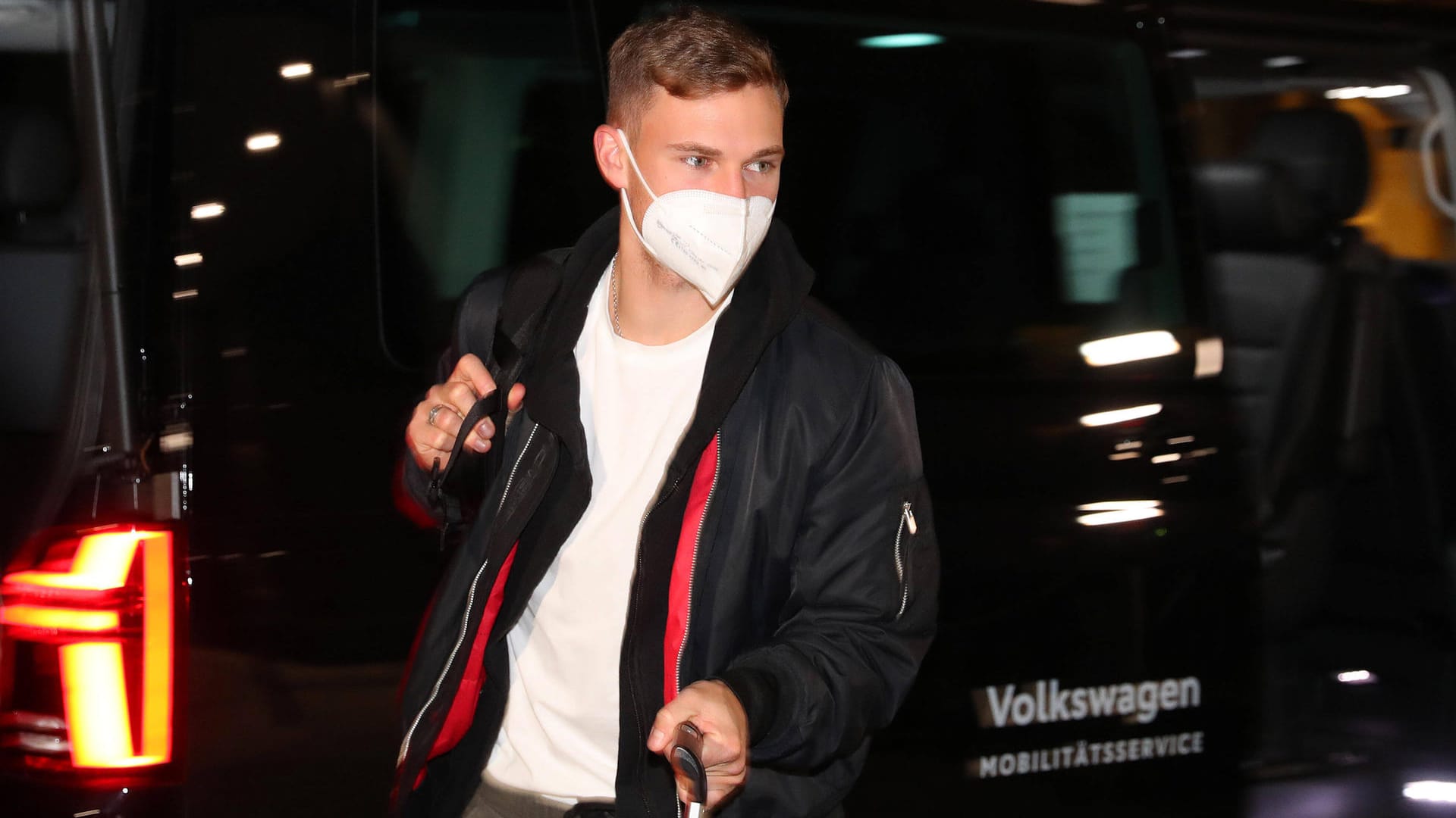 Joshua Kimmich: Er muss in Quarantäne, ist nicht geimpft.