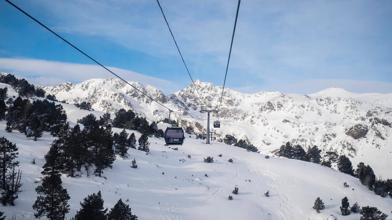 Andorra: Arcalís ist eine Siedlung am Ende des Ordino-Tales und beliebtes Skigebiet.