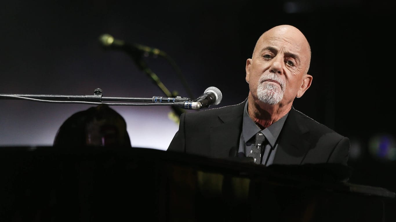 Billy Joel zeigt sich bei seinem neuesten Auftritt deutlich schlanker als vor der Pandemie.