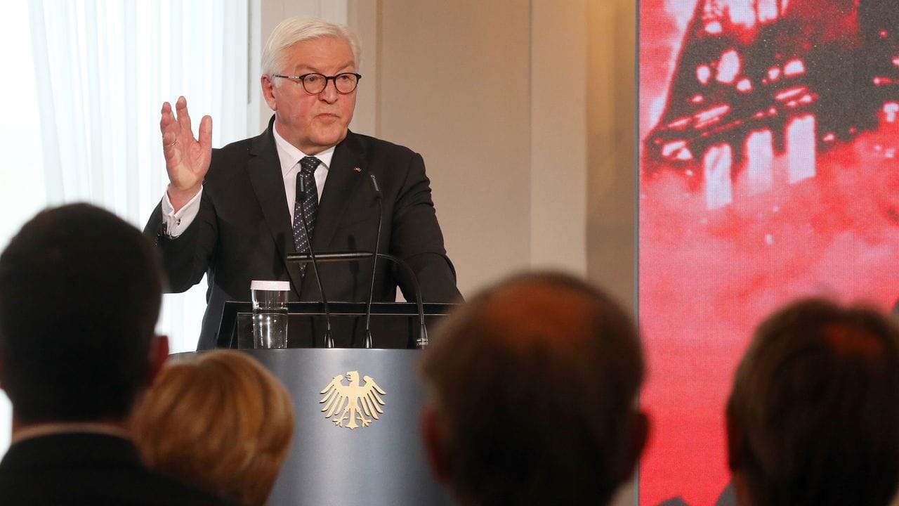 Bundespräsident Frank-Walter Steinmeier bei seiner Rede im Schloss Bellevue. Bundespräsident Frank-Walter Steinmeier bei seiner Rede im Schloss Bellevue.