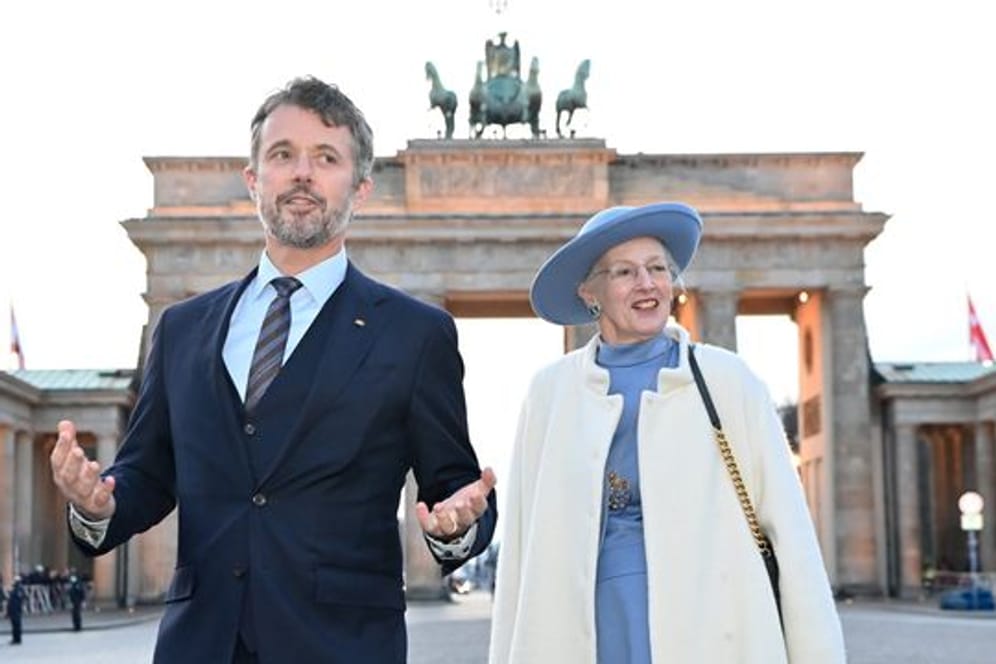 Ein Muss: Kronprinz Frederik und Königin Margrethe II.