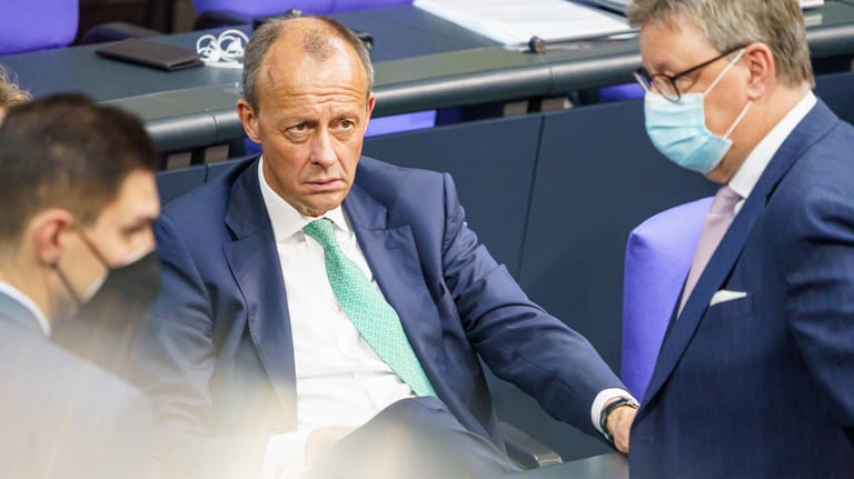 Friedrich Merz im Bundestag: Er hat bereits eine erneute Kandidatur um den CDU-Vorsitz angedeutet.