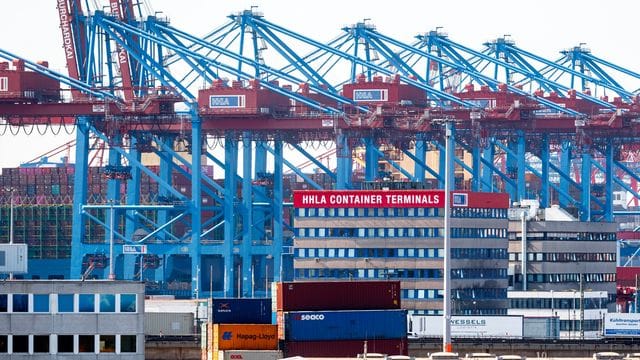 Container am Hamburger Hafen Container am Hamburger Hafen