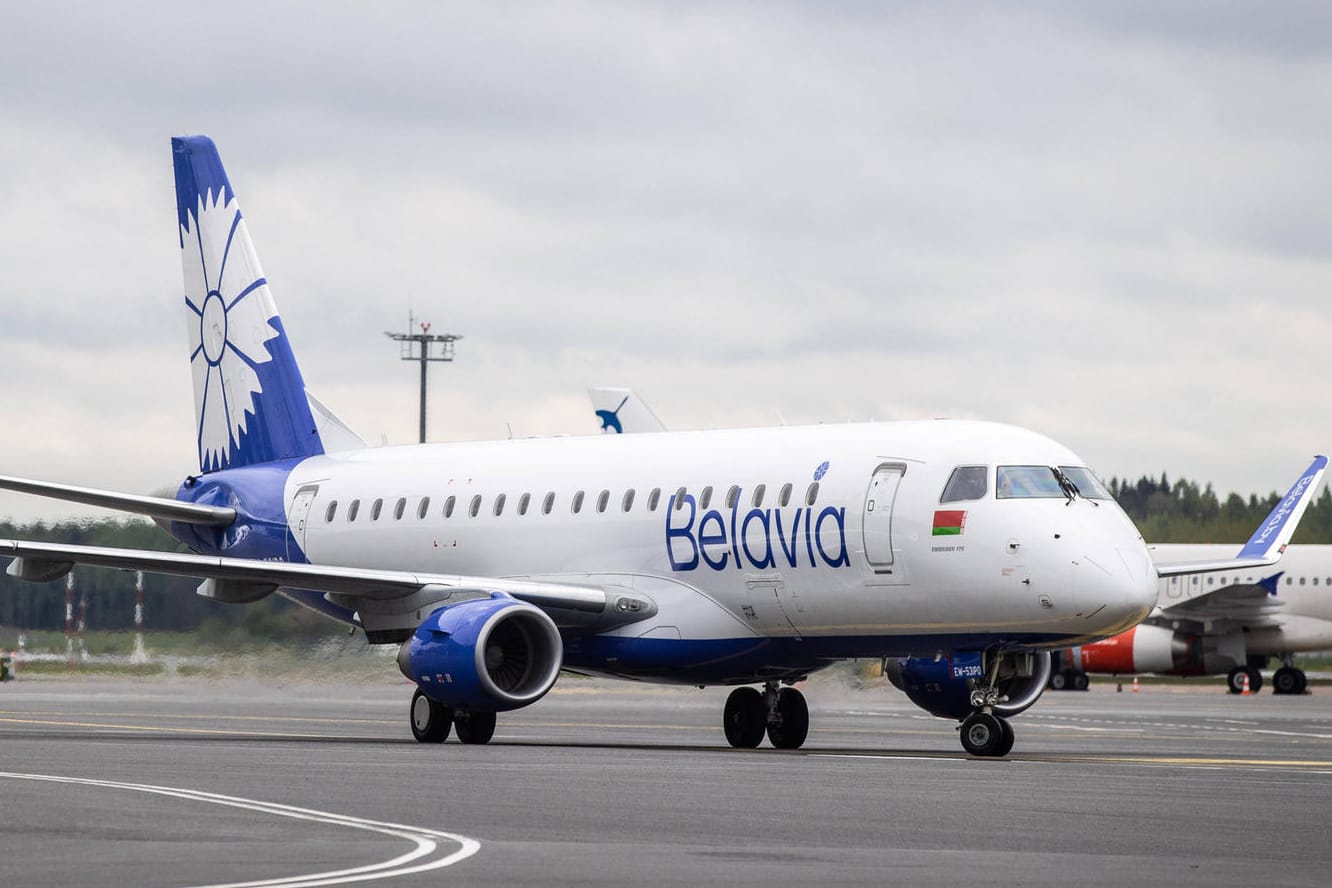 Eine Maschine der belarussischen Fluggesellschaft Belavia: Die Fluglinie steht im Verdacht, Migranten nach Belarus zu transportieren.