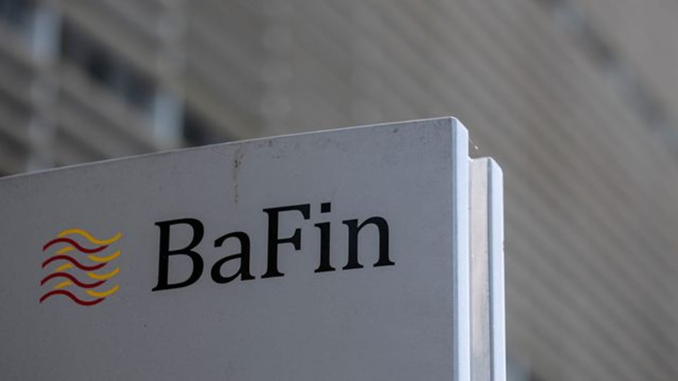 In den Telefonaten am Bafin-Verbrauchertelefon geht es derzeit häufig um Rückerstattungsansprüche von Bankkunden.