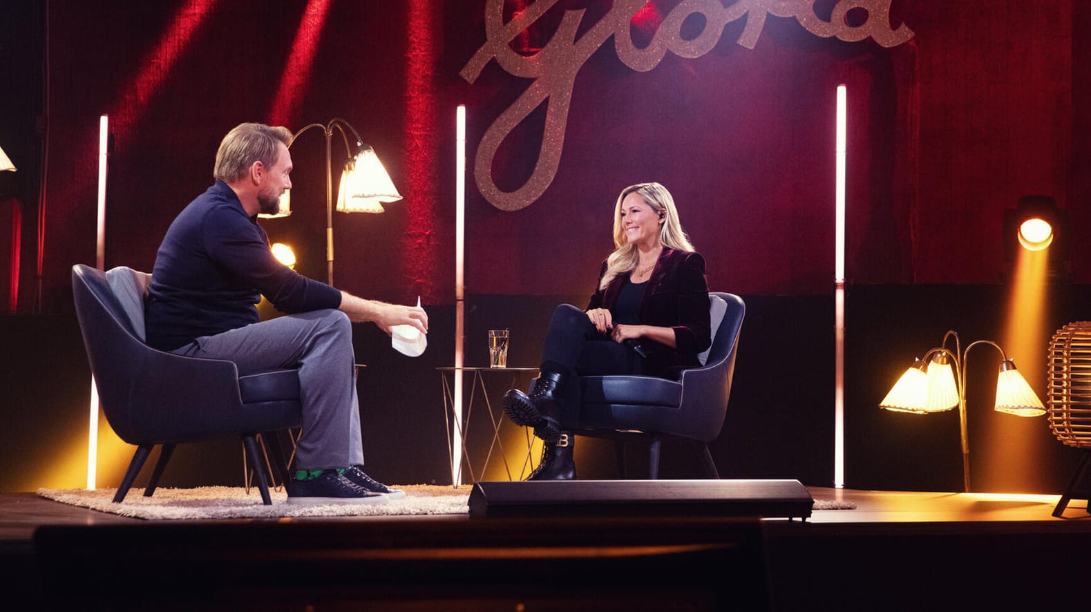 In "Ein Abend im Rausch": Steven Gätjen interviewt Helene Fischer.