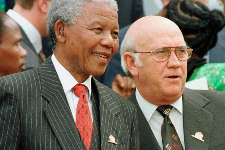 Nelson Mandela und Frederik Willem De Klerk: Den beiden Männer gelang die Abschaffung der Apartheid in Südafrika.