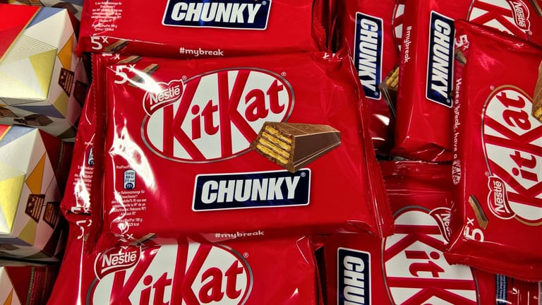 KitKat: Der Schokoriegel von Nestlé könnte bald teurer werden.