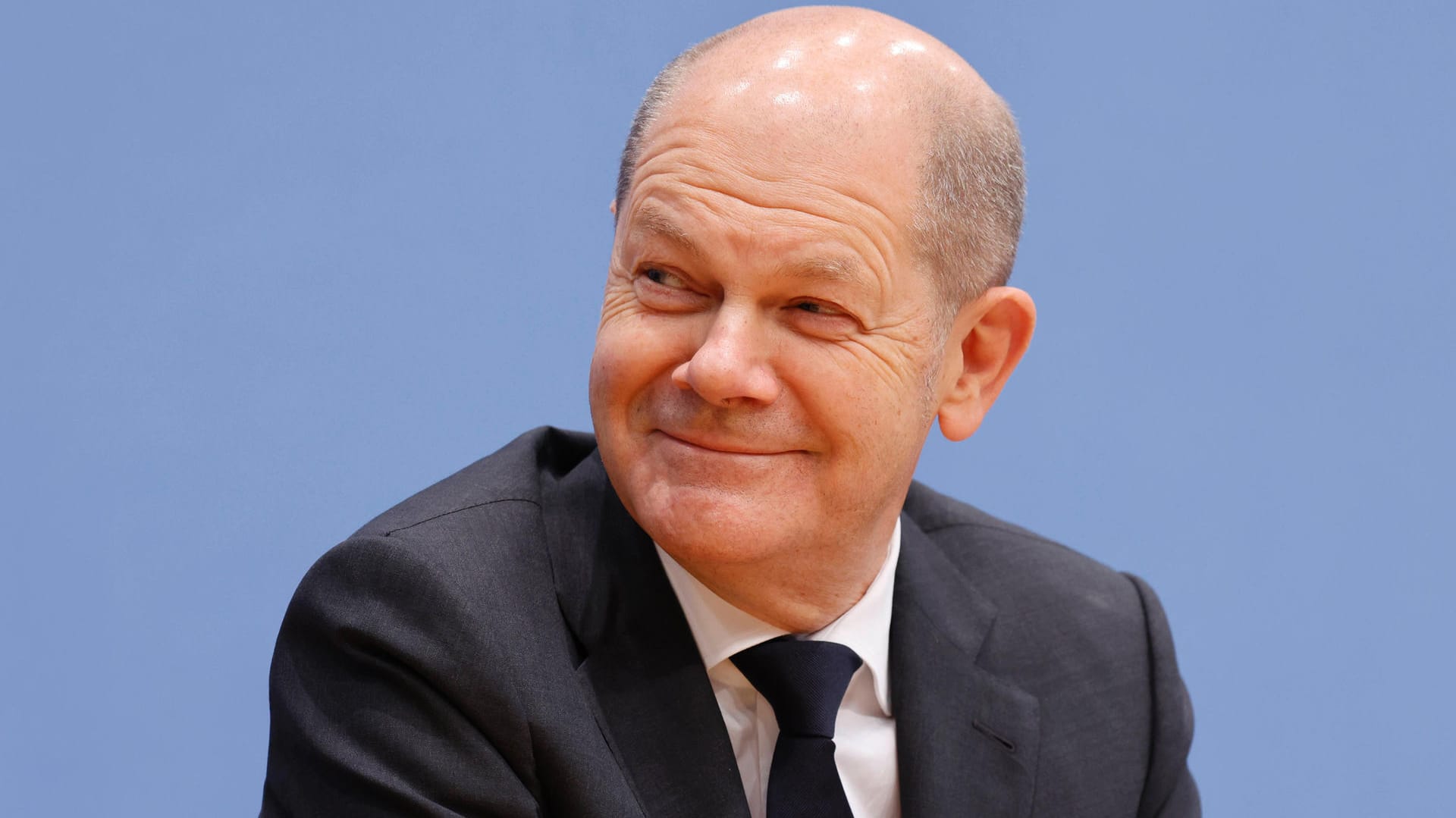 Kann sich über die Steuerschätzung freuen: Olaf Scholz, geschäftsführender Bundesminister der Finanzen und wahrscheinlich nächster Kanzler.