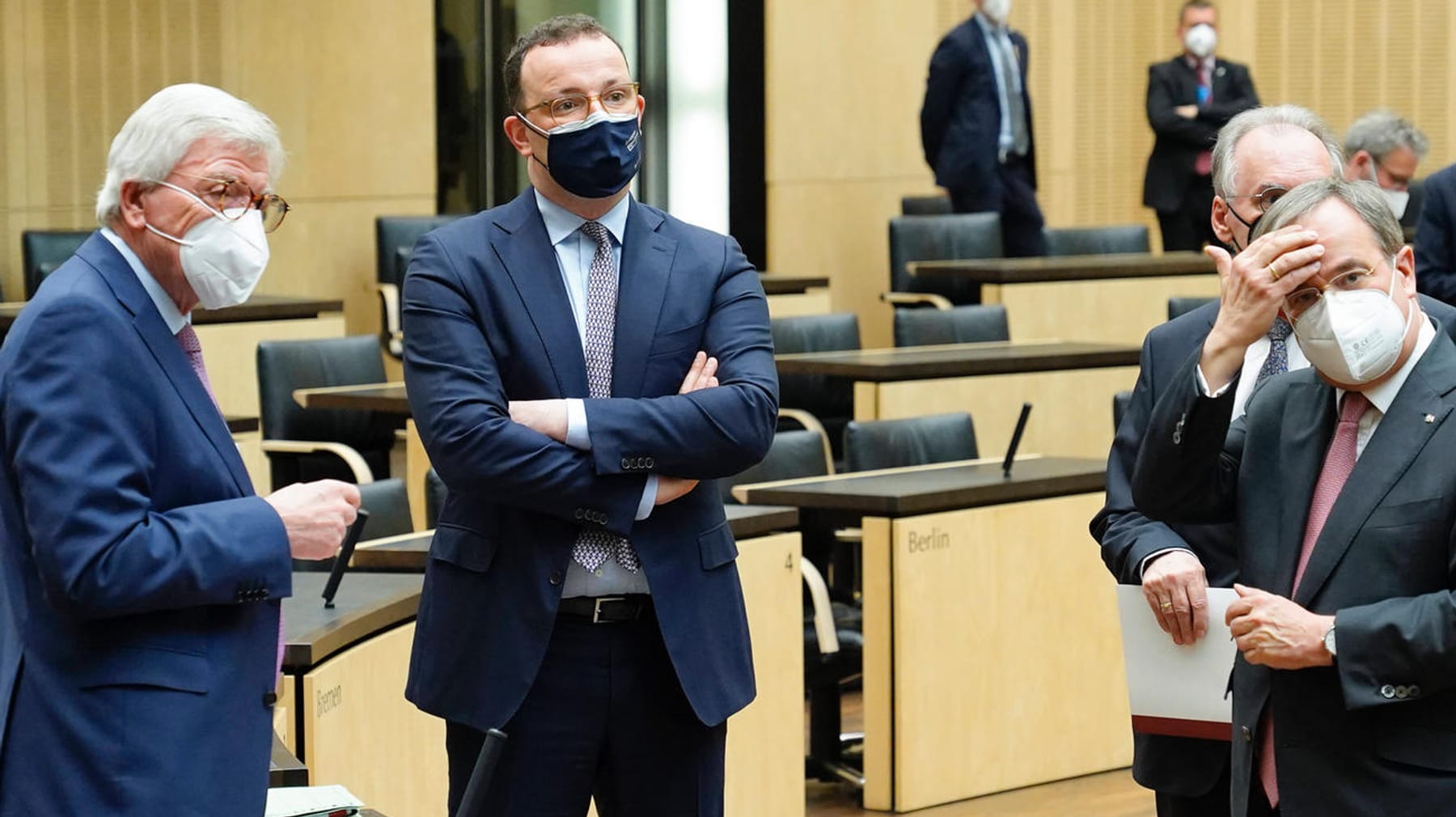 Corona-Chaos: Die chronisch überraschte deutsche Politik