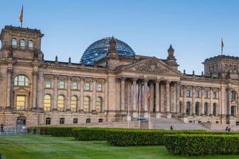 Der Reichstag in Berlin (Symbolbild): Die Ampelkoalitionäre haben einen größeren Spielraum als gedacht.