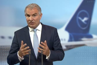 Lufthansa-Chef Carsten Spohr: Die Airline hat die Finanzhilfen der deutschen Bundesregierung zurückgezahlt.