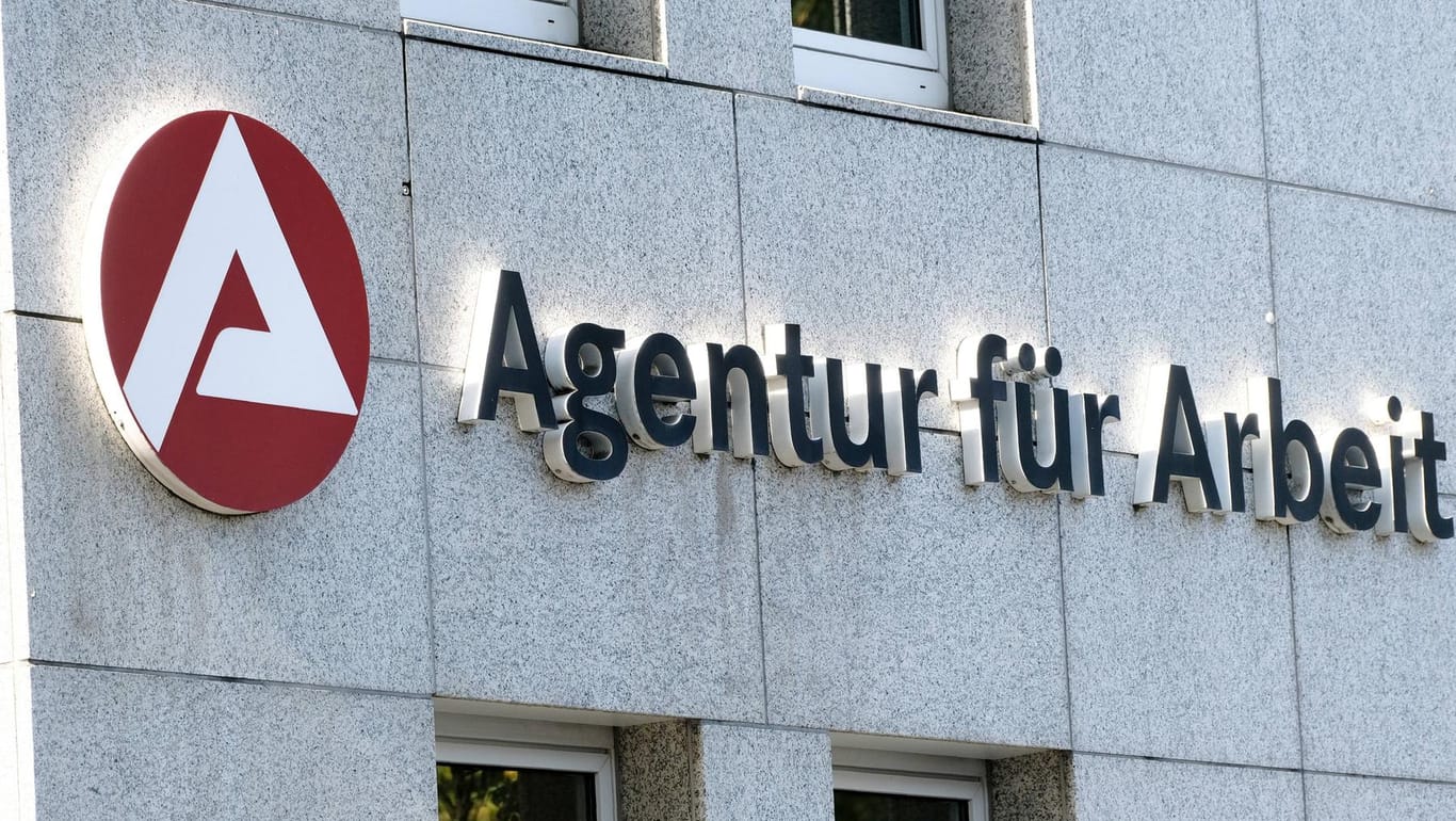 Jobcenter in Ratingen (Symbolbild): Die Bundesagentur für Arbeit braucht nächstes Jahr erneut eine Geldspritze vom Bund.