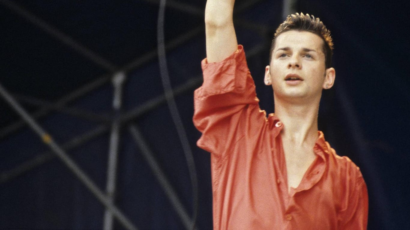 Dave Gahan mit 23: Hier mit Depeche Mode bei einem Auftritt 1985.