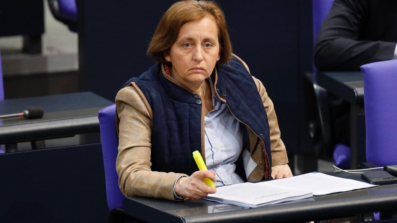 Beatrix von Storch im Deutschen Bundestag: Hat sie Wahllisten umgeschrieben?