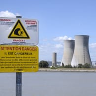 Das Kernkraftwerk Tricastin am Ufer der Rhone: Wurden hier atomare Zwischenfälle vertuscht?