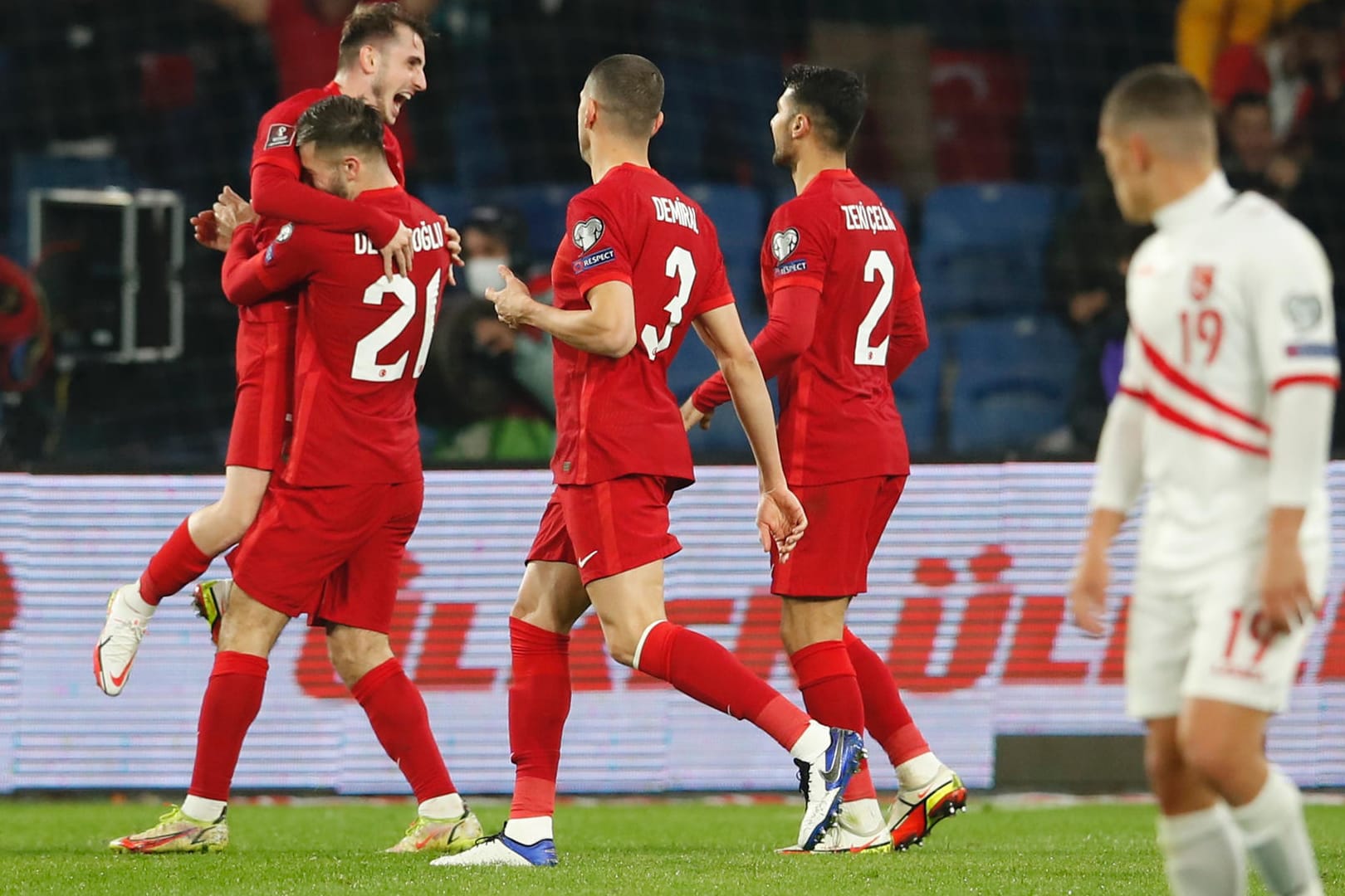 Jubel bei der Türkei im Spiel gegen Gibraltar.