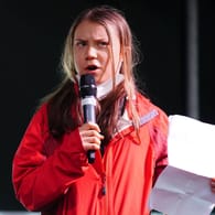 Greta Thunberg spricht in Glasgow: Klimaaktivisten haben das Ergebnis des UN-Klimagipfels kritisiert.
