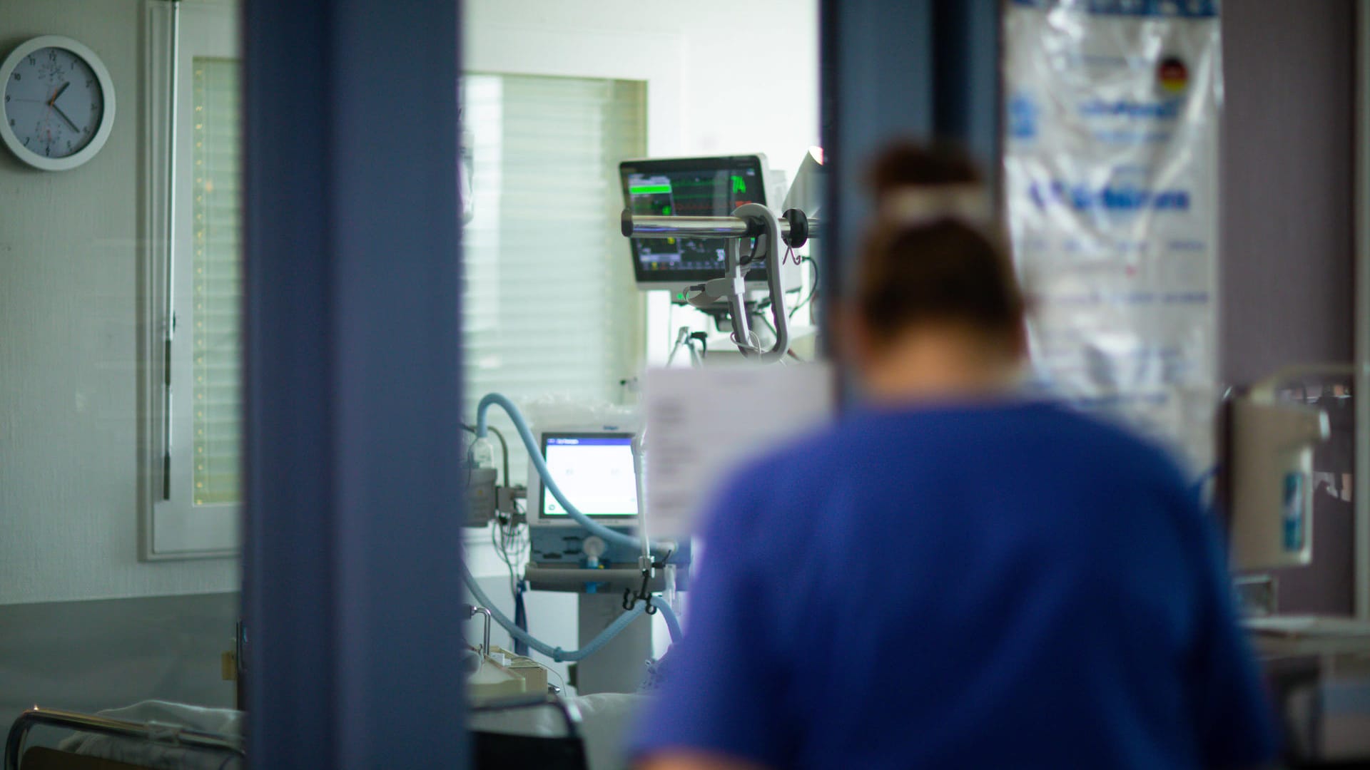 Intensivstation im Klinikum Fürstenfeldbruck: In Bayern ist die Corona-Situation derzeit besonders kritisch.