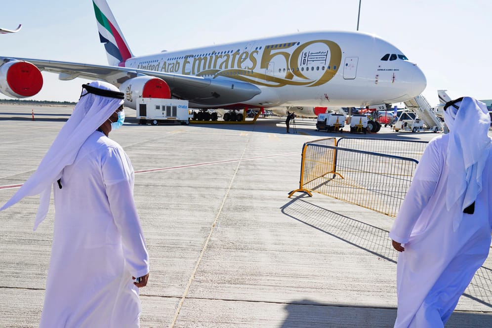 Ein Airbus A380 auf der Dubai Airshow: Das größte Passagierflugzeug der Welt kehrt bei einigen Fluggesellschaften zurück. Gefragt war bei Airbus am Sonntag aber vor allem Maschinen des Typs A321.