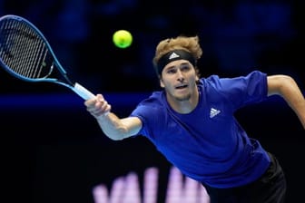 Trifft bei den ATP-Finals als nächstes auf US-Open-Champion Daniil Medwedew: Alexander Zverev in Aktion.