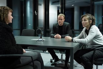 "Tatort: Die Kalten und die Toten": Nina Rubin (Meret Becker) und Robert Karow (Mark Waschke) ermitteln.