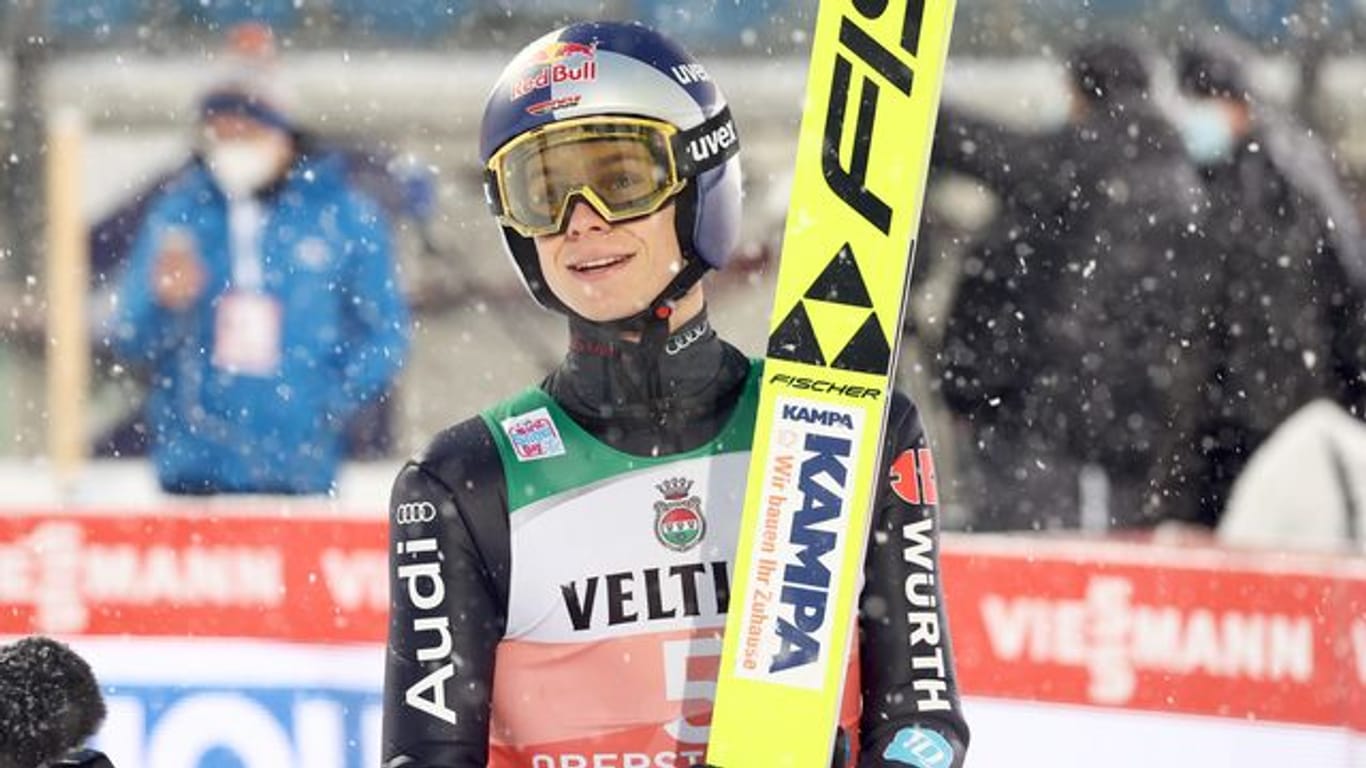 Startet mit Deutschlands Skispringern in die neue Saison: Andreas Wellinger.