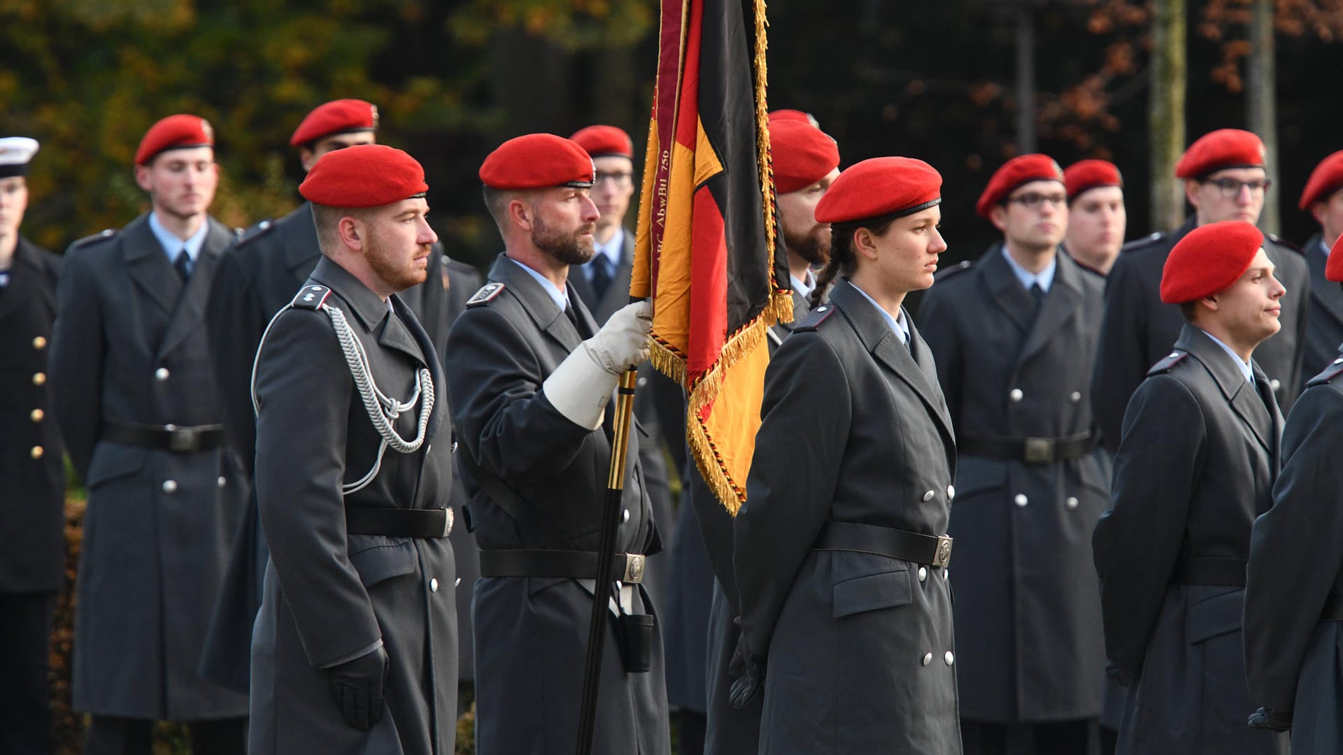 Soldaten der Bundeswehr: Sie sollen dazu verpflichtet werden, sich gegen das Coronavirus impfen zu lassen.