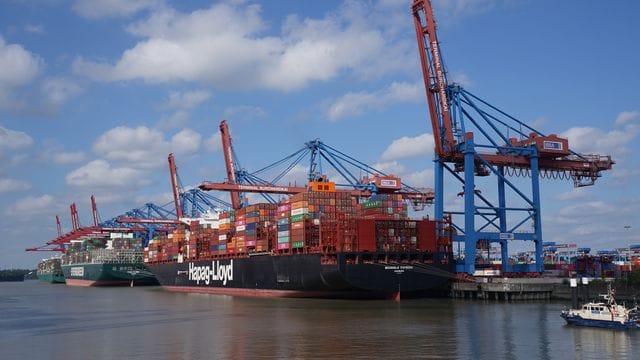 Containerschiff Containerschiff