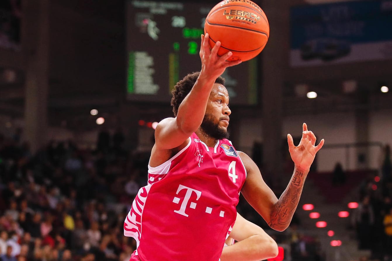 Justin Gorham von den Telekom Baskets Bonn: Der Basketballklub wird bald mit einem neuen Namen auflaufen.