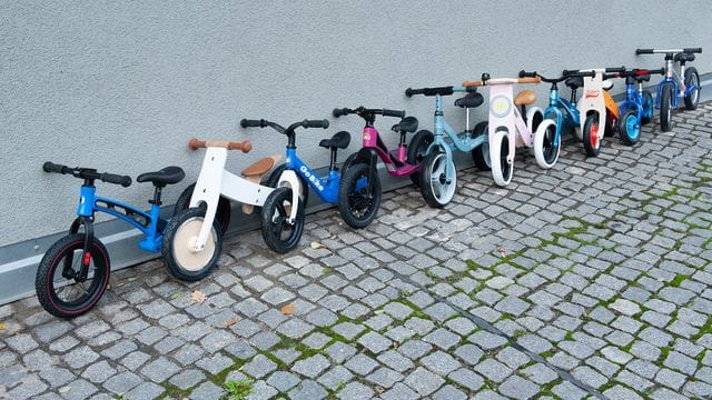 Laufräder sind gut geeignet, um Kinder schon frühzeitig an das Radfahren heranzuführen.