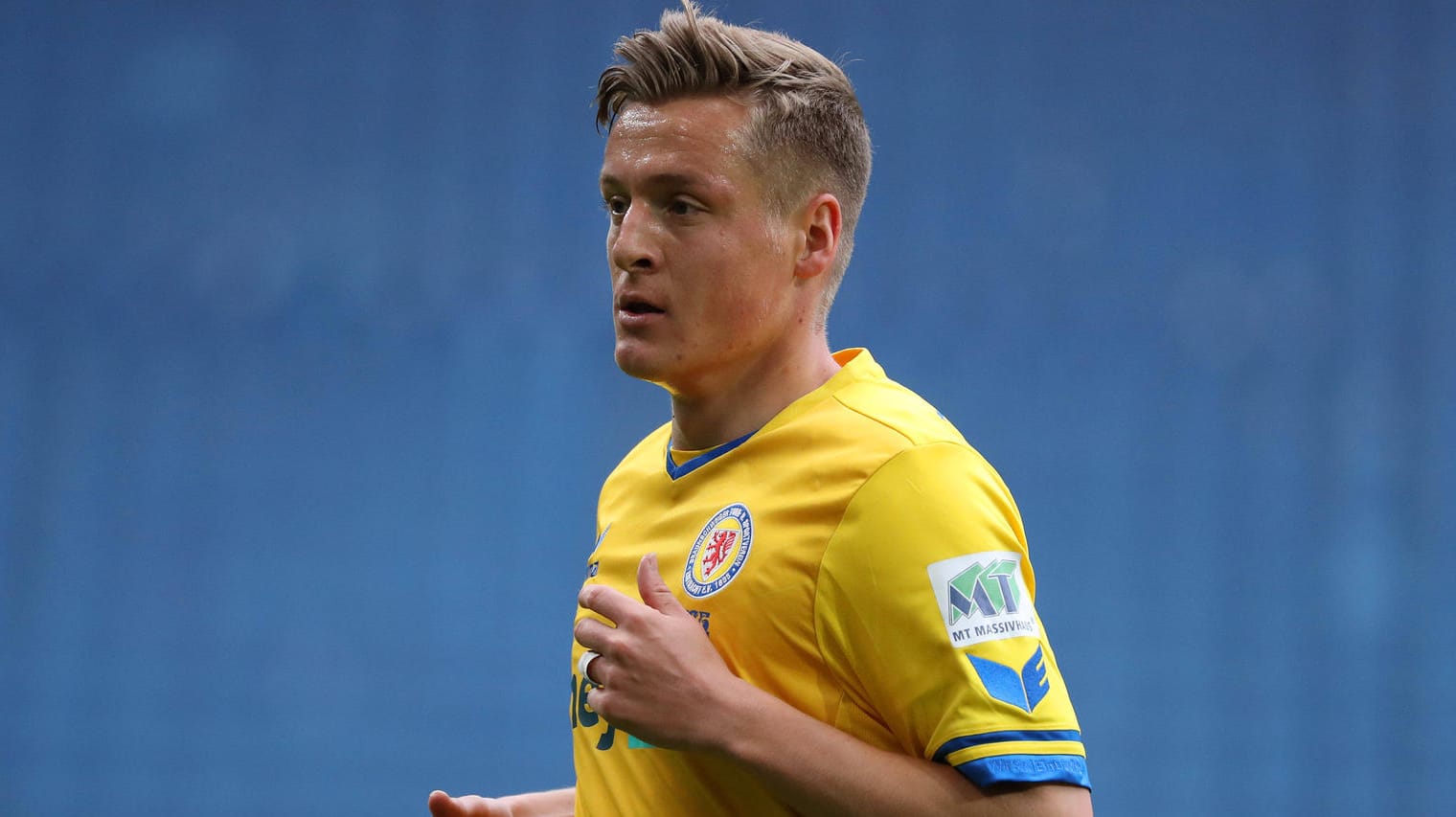Felix Kroos: Der Mittelfeldspieler schnürt bald in der Bezirksliga die Fußballschuhe. Felix Kroos: Der Mittelfeldspieler schnürt bald in der Bezirksliga die Fußballschuhe.