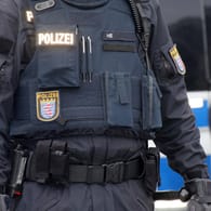 Polizei bei einem Großeinsatz: An der Razzia in Hessen waren rund 200 Beamte beteiligt. (Symbolfoto)