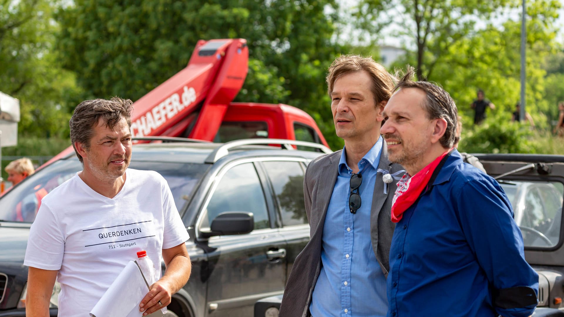 Querdenken-Spitze: Michael Ballweg (links) ist Gründer der Initiative , Anwalt Ralf Ludwig unterstützt ihn als Jurist, Bodo Schiffmann ist der schrillste Lautsprecher. Allen geht es nur ums Geld, wirft ihnen jetzt aus den eigenen Reihen Gordon Pankalla vor.