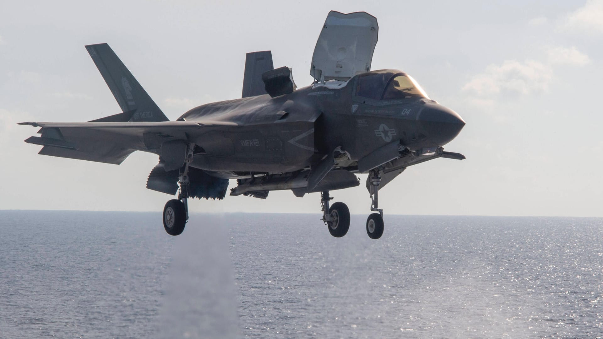 Ein Kampfjet F-35B (Archivbild): Eine Maschine ist über dem Mittelmeer abgestürzt.