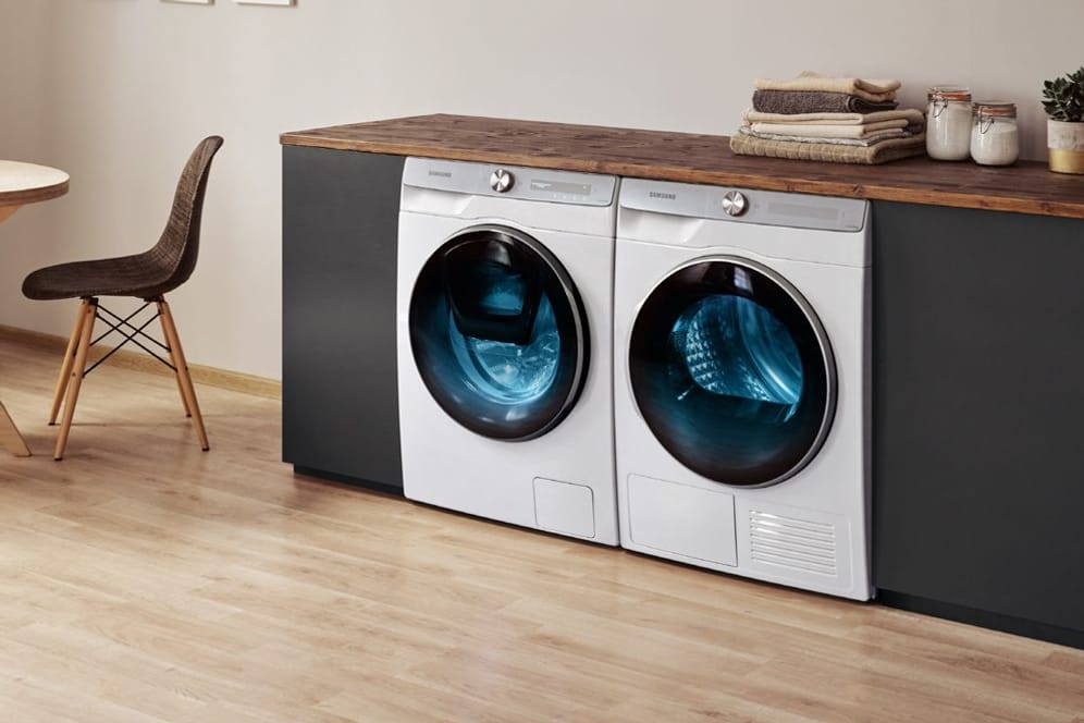 Blackweek bei Samsung: smarte Waschmaschine mit gratis Wäschetrockner zum Knallerpreis!
