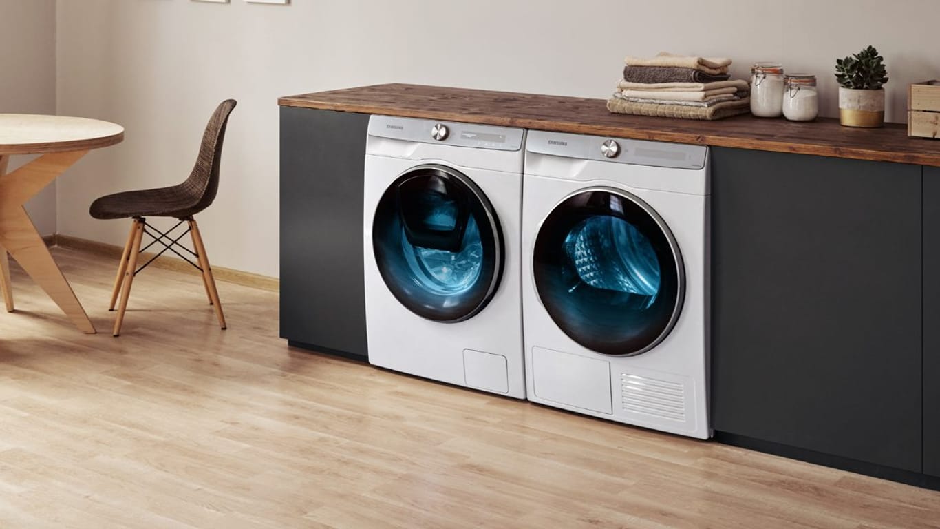 Blackweek bei Samsung: smarte Waschmaschine mit gratis Wäschetrockner zum Knallerpreis!
