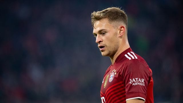 Droht wegen des Kontakts zu einer Corona-Verdachtsperson auszufallen: Joshua Kimmich. Droht wegen des Kontakts zu einer Corona-Verdachtsperson auszufallen: Joshua Kimmich.