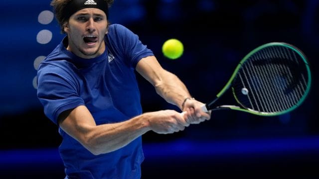 Zverev setzte sich mit 6:2, 6:4 gegen den Polen Hubert Hurkacz durch.